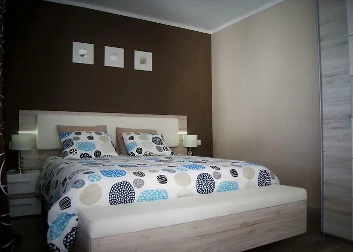 Naila Πουέρτο Ντελ Κάρμεν